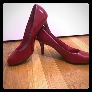 Dark Red Comfort Plus Pumps